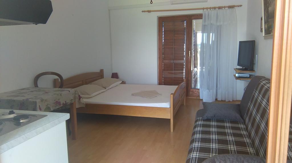 Zaton Apartmani M. Ilesh Exterior photo